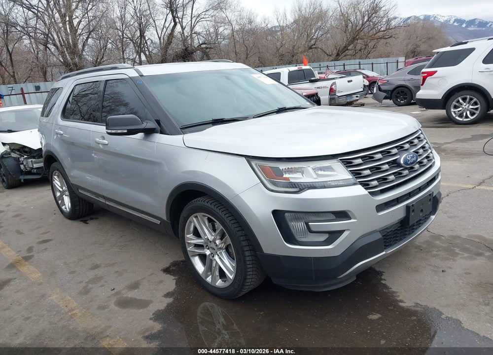 2017 FORD EXPLORER XLT VIN: 1FM5K7D80HGD98690