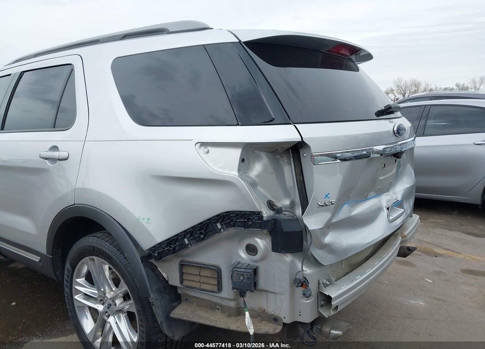 2017 FORD EXPLORER XLT VIN: 1FM5K7D80HGD98690