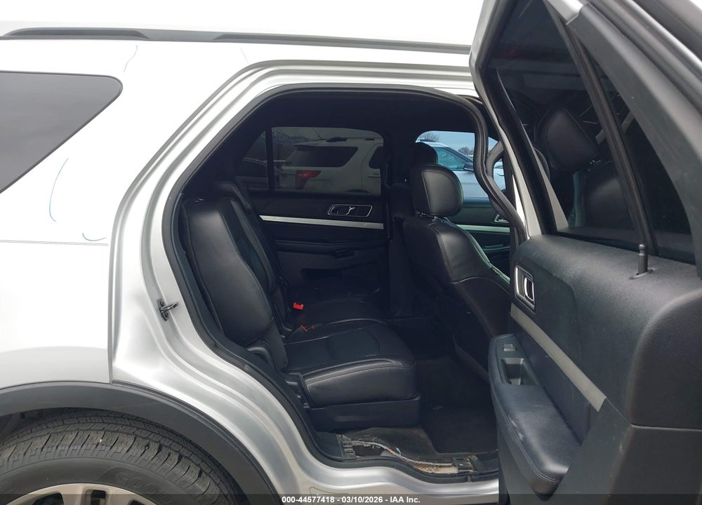 2017 FORD EXPLORER XLT VIN: 1FM5K7D80HGD98690
