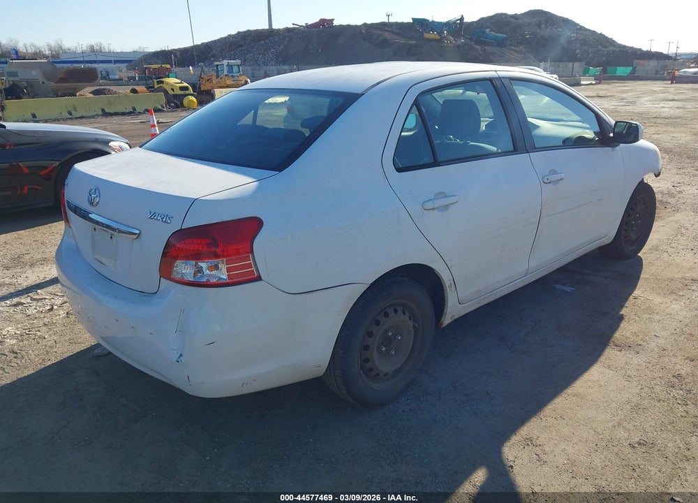 2010 TOYOTA YARIS VIN: JTDBT4K37A4064738