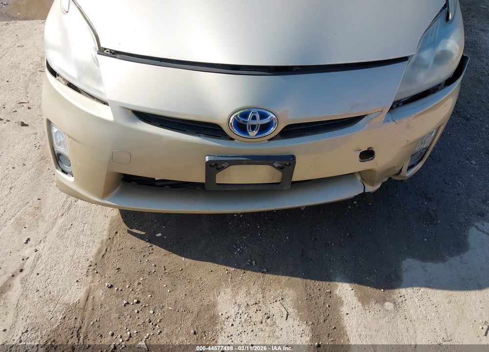 2011 TOYOTA PRIUS TWO VIN: JTDKN3DU6B1426250