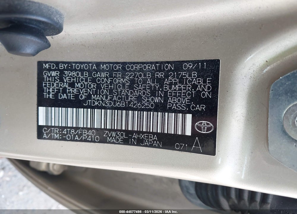 2011 TOYOTA PRIUS TWO VIN: JTDKN3DU6B1426250