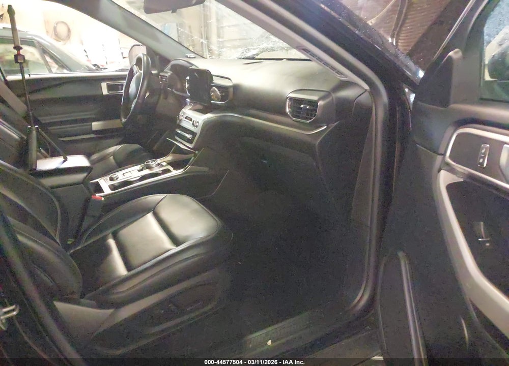 2022 FORD EXPLORER XLT VIN: 1FMSK8DHXNGA24494