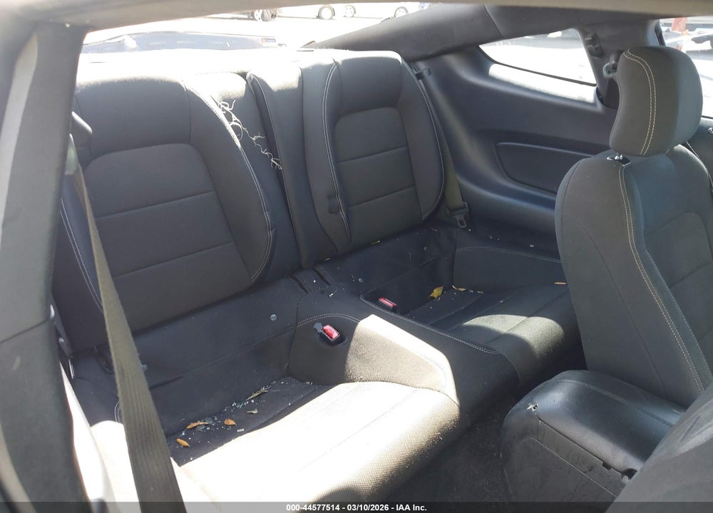 2015 FORD MUSTANG V6 VIN: 1FA6P8AMXF5312107