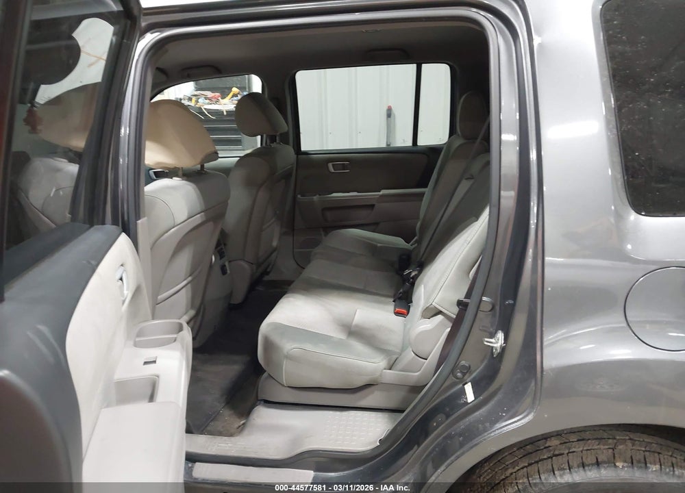2013 HONDA PILOT LX VIN: 5FNYF4H2XDB057022