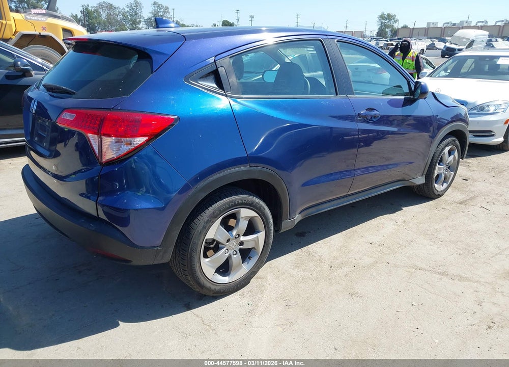 2017 HONDA HR-V LX VIN: 3CZRU5H3XHM700568
