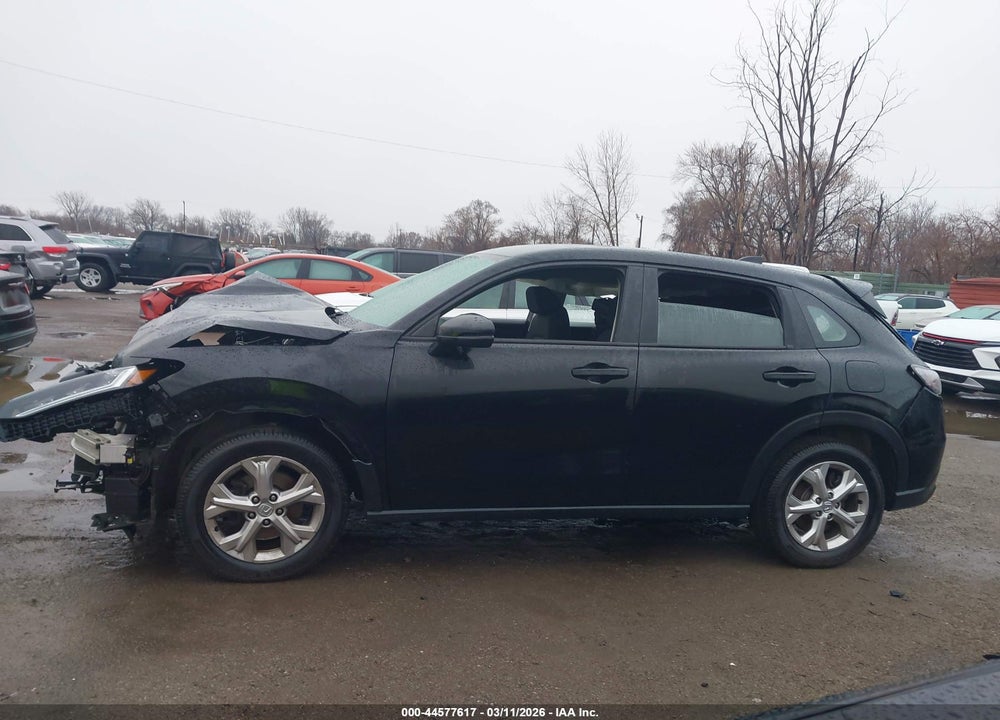 2023 HONDA HR-V AWD LX VIN: 3CZRZ2H32PM729304