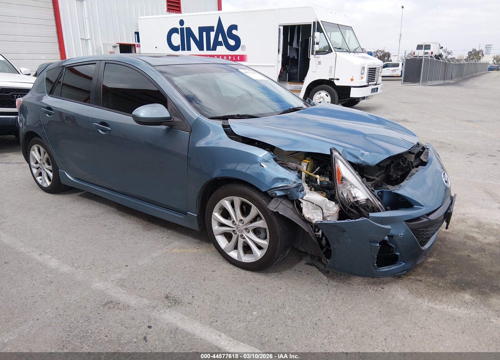 2011 MAZDA 3 S SPORT VIN: JM1BL1K68B1403972