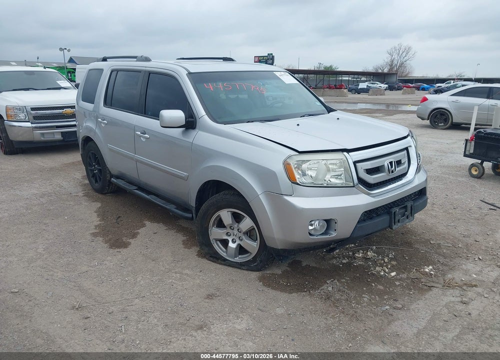 2011 HONDA PILOT EX-L VIN: 5FNYF3H58BB036848