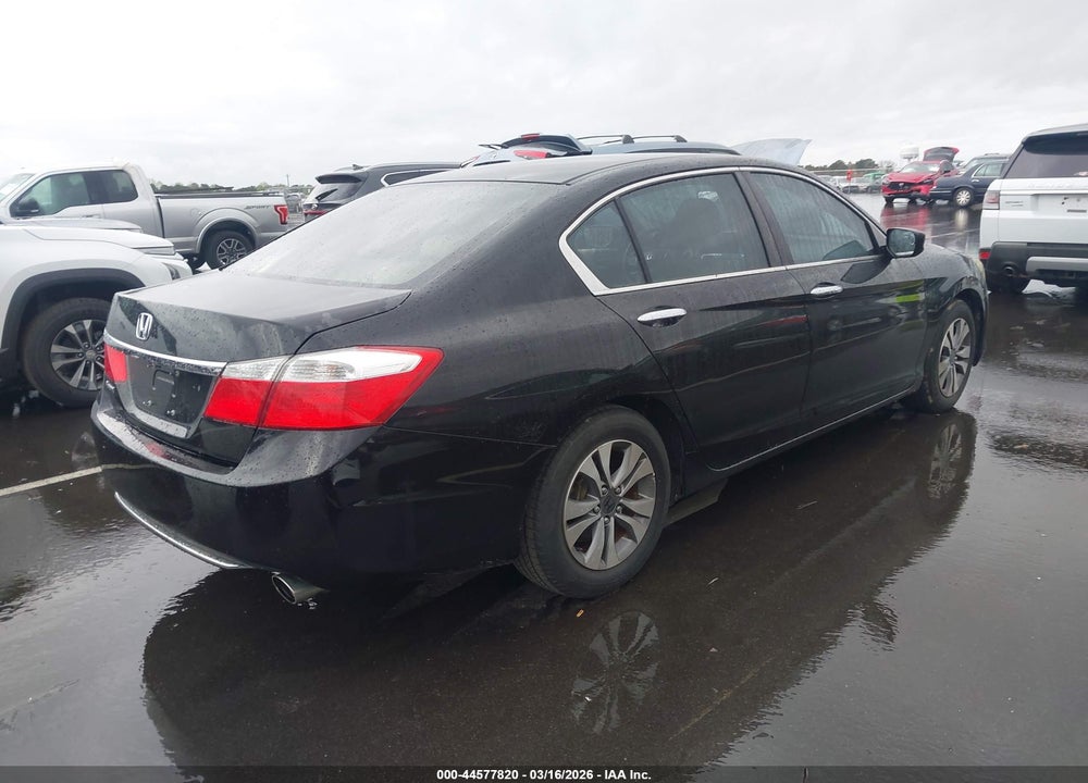 2013 HONDA ACCORD LX VIN: 1HGCR2F32DA178137