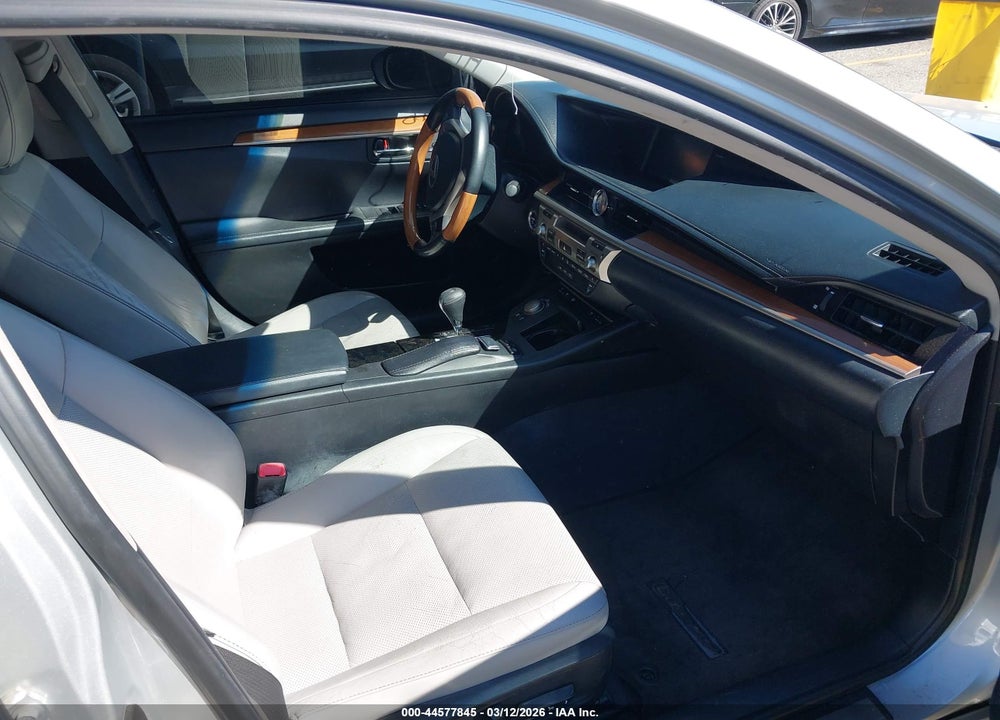 2014 LEXUS ES 300H VIN: JTHBW1GG9E2054147