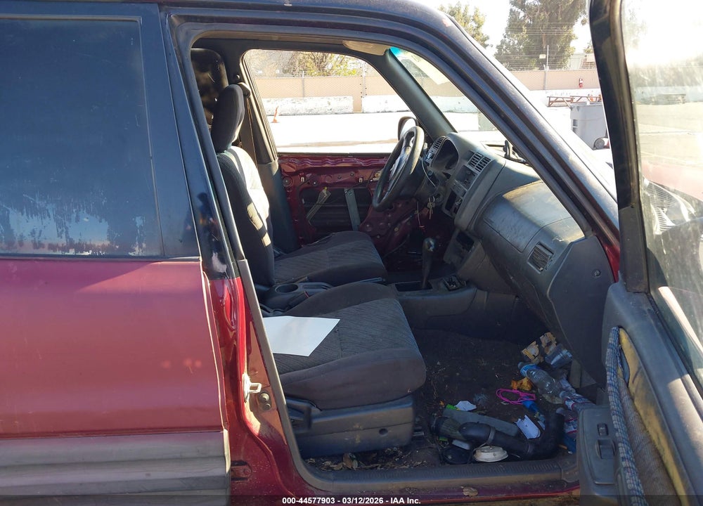 1998 TOYOTA RAV4 VIN: JT3GP10V1W7033816