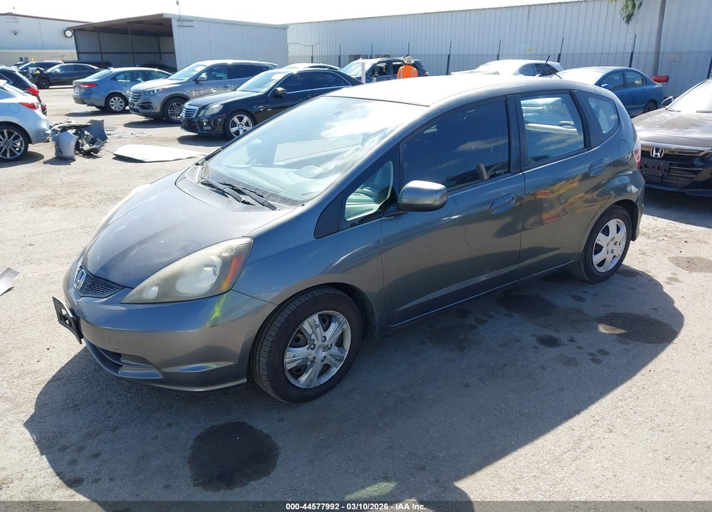 2012 HONDA FIT VIN: JHMGE8H35CC029072
