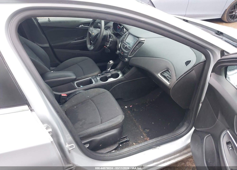 2017 CHEVROLET CRUZE LT AUTO VIN: 1G1BE5SM3H7100306