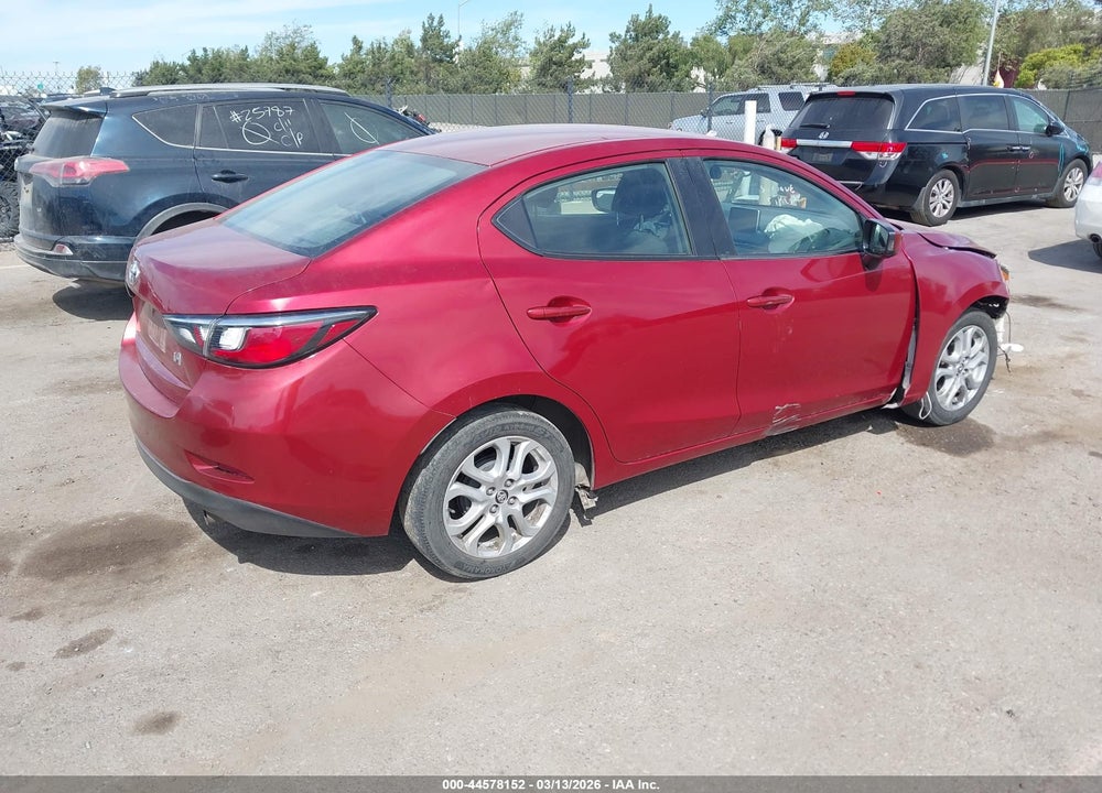 2018 TOYOTA YARIS IA VIN: 3MYDLBYV1JY301471