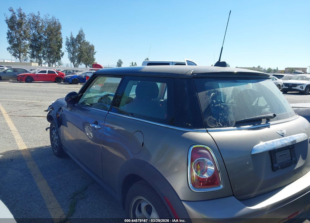 2012 MINI COOPER VIN: WMWSU3C55CT254471