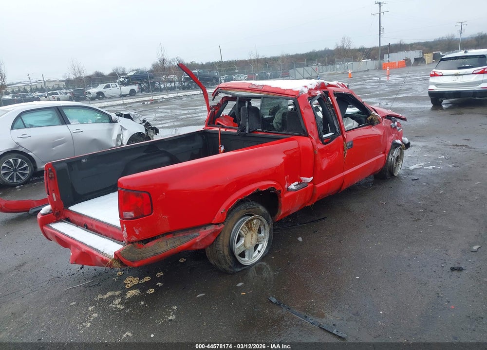 2000 GMC SONOMA SLS VIN: 1GTCS19W1Y8205764