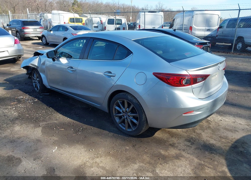 2018 MAZDA 3 TOURING VIN: 3MZBN1V32JM187661