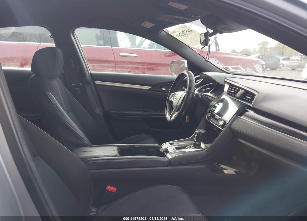 2019 HONDA CIVIC SPORT VIN: 2HGFC2F80KH590209
