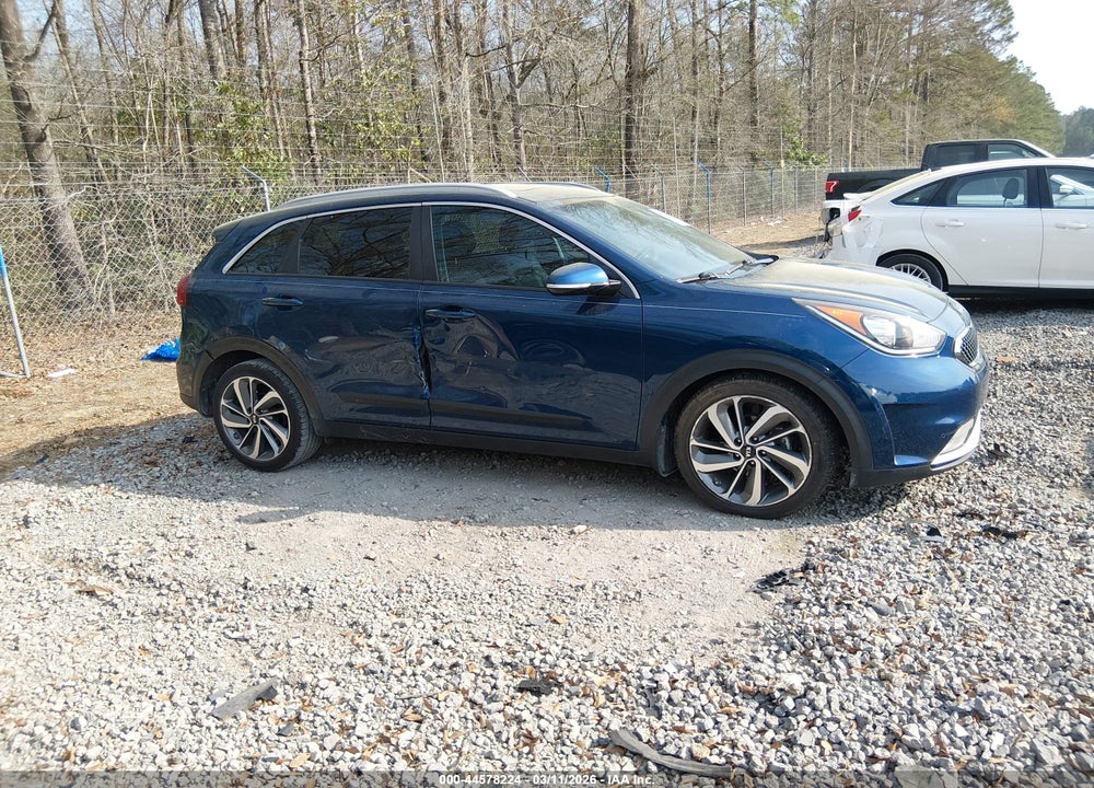 2017 KIA NIRO TOURING VIN: KNDCE3LC5H5049571