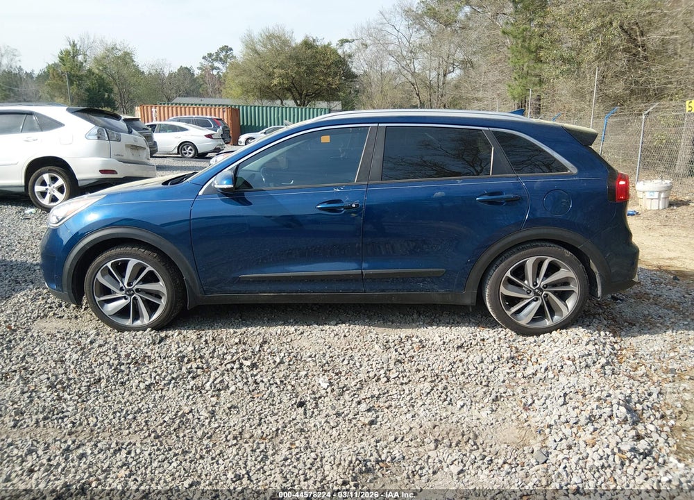 2017 KIA NIRO TOURING VIN: KNDCE3LC5H5049571