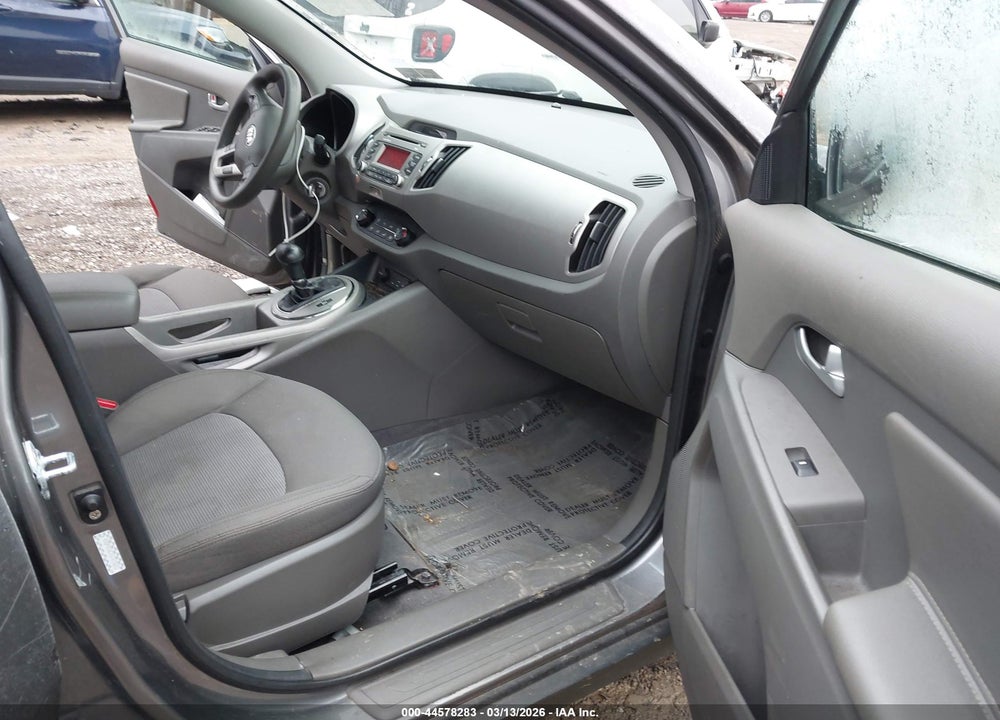 2016 KIA SPORTAGE LX VIN: KNDPBCACXG7878653