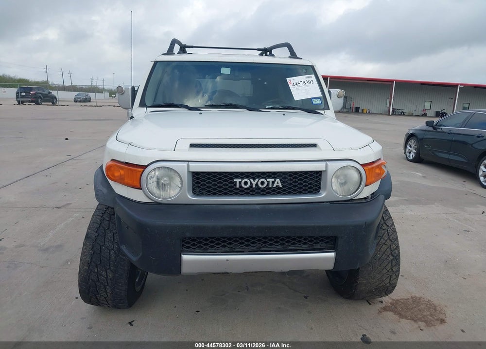 2010 TOYOTA FJ CRUISER VIN: JTEBU4BF7AK086222