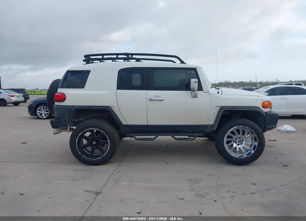 2010 TOYOTA FJ CRUISER VIN: JTEBU4BF7AK086222