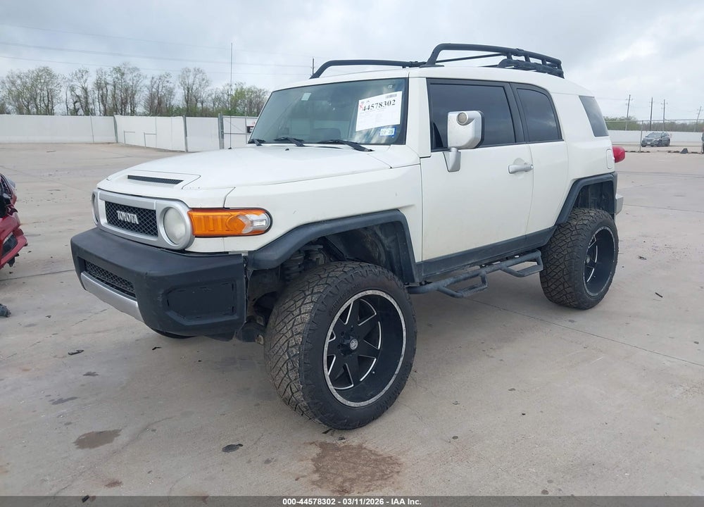 2010 TOYOTA FJ CRUISER VIN: JTEBU4BF7AK086222