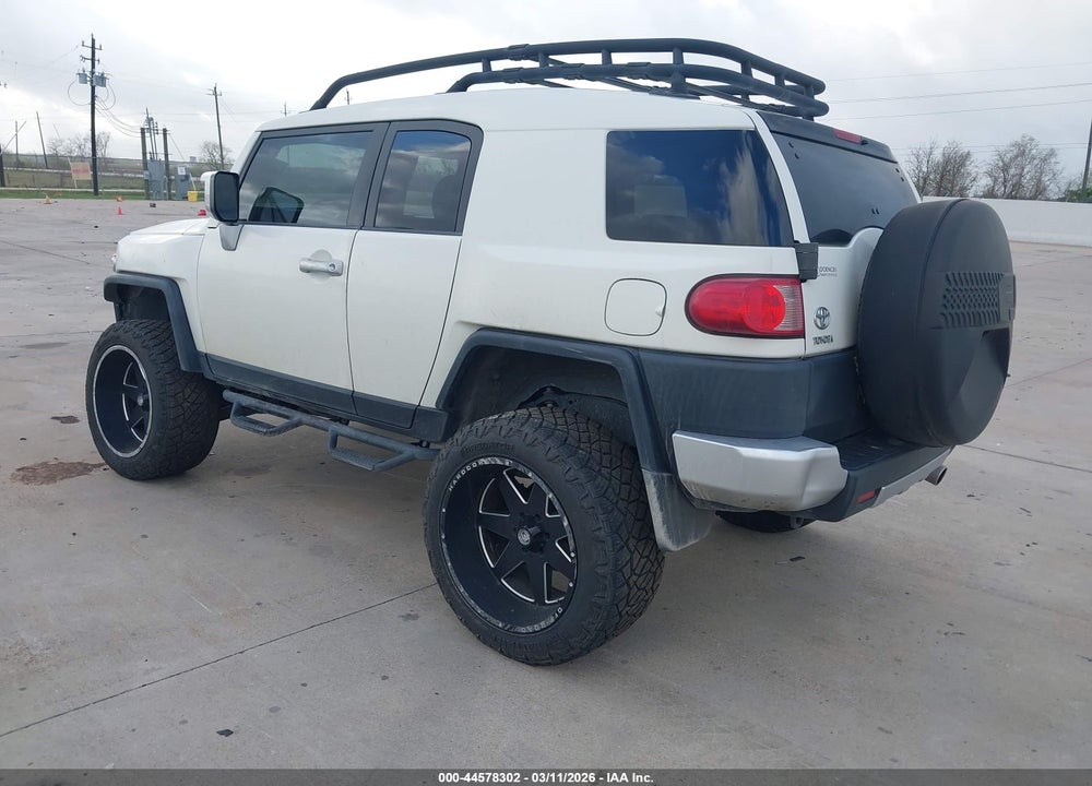 2010 TOYOTA FJ CRUISER VIN: JTEBU4BF7AK086222