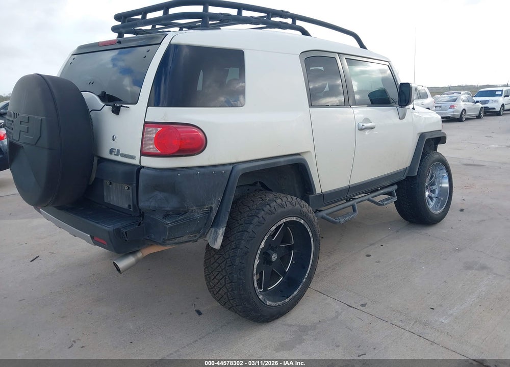 2010 TOYOTA FJ CRUISER VIN: JTEBU4BF7AK086222
