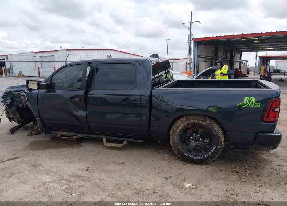 2025 RAM 1500 WARLOCK  4X4 5'7 BOX VIN: 1C6SRFGP1SN682906