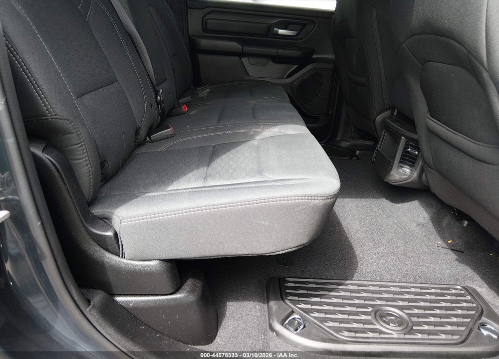 2025 RAM 1500 WARLOCK  4X4 5'7 BOX VIN: 1C6SRFGP1SN682906