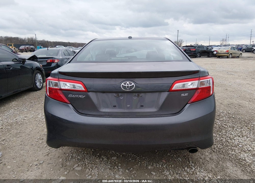 2014 TOYOTA CAMRY SE VIN: 4T1BF1FK2EU783260