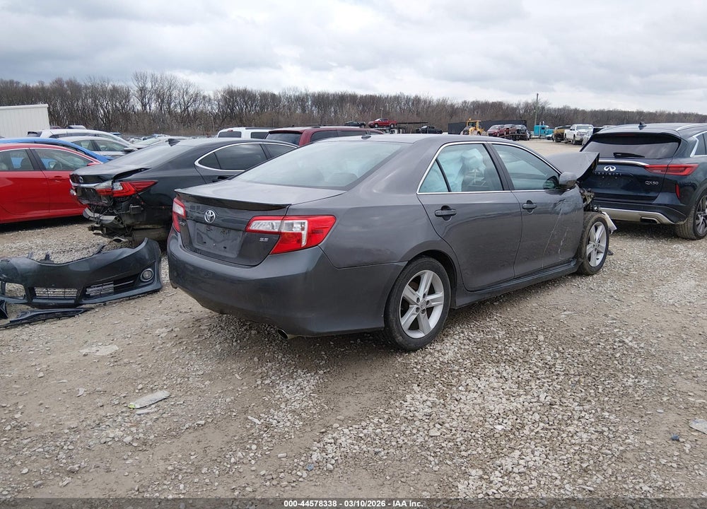 2014 TOYOTA CAMRY SE VIN: 4T1BF1FK2EU783260