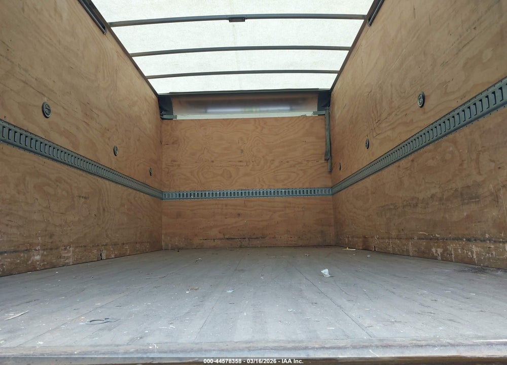 2019 ISUZU NPR HD VIN: JALC4W162K7010884
