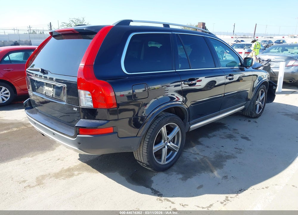 2010 VOLVO XC90 3.2 R-DESIGN VIN: YV4982CF0A1562033