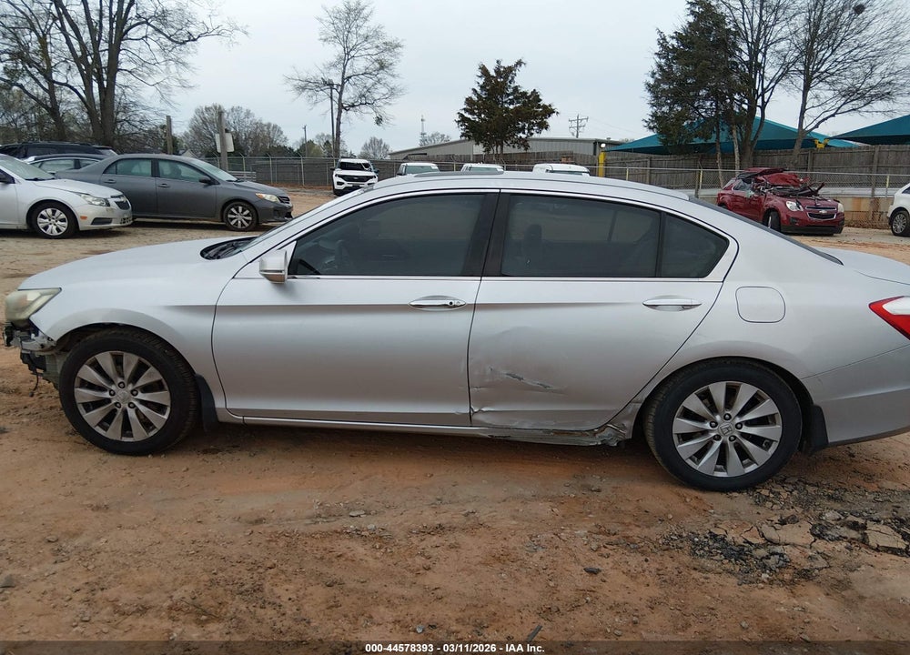 2013 HONDA ACCORD EX VIN: 1HGCR2F72DA022442