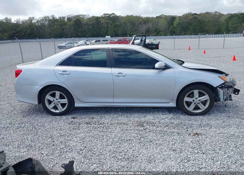 2014 TOYOTA CAMRY SE VIN: 4T1BF1FK6EU309117