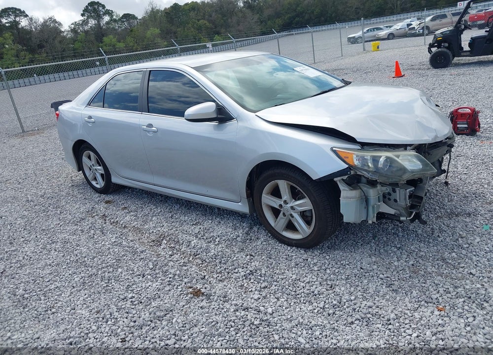 2014 TOYOTA CAMRY SE VIN: 4T1BF1FK6EU309117