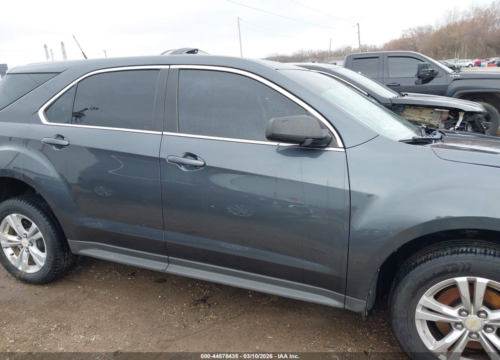 2011 CHEVROLET EQUINOX LS VIN: 2GNALBEC3B1215882