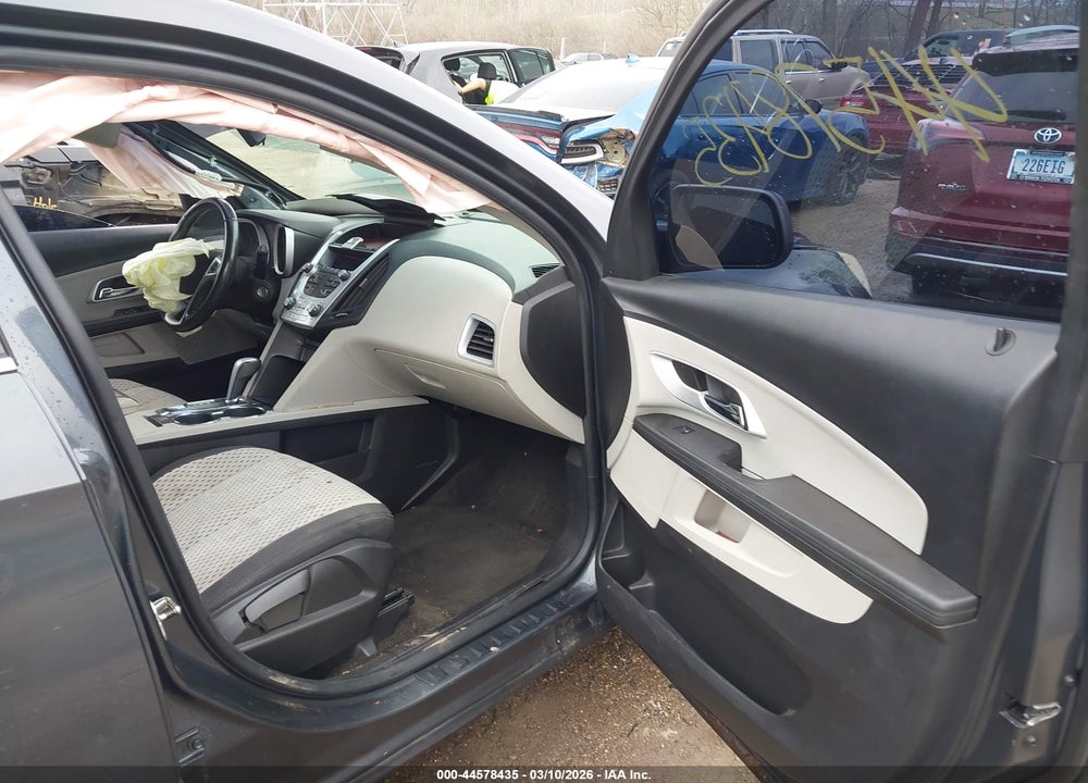 2011 CHEVROLET EQUINOX LS VIN: 2GNALBEC3B1215882