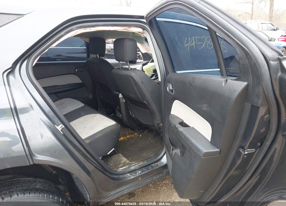 2011 CHEVROLET EQUINOX LS VIN: 2GNALBEC3B1215882