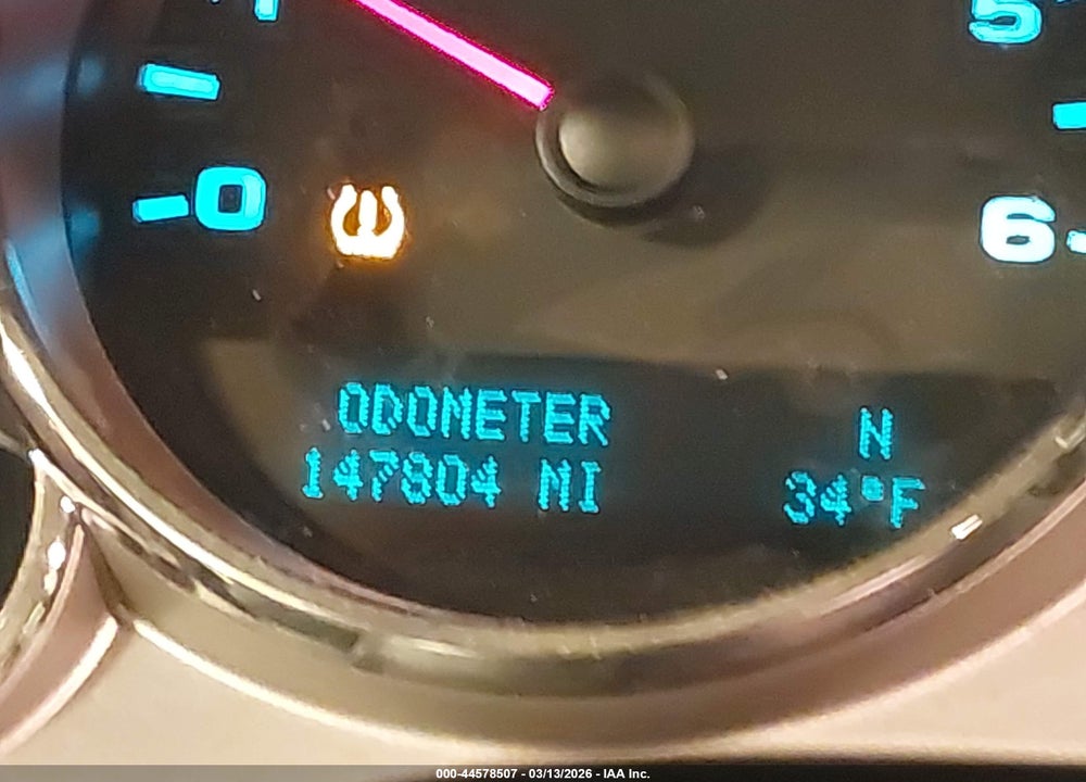 2013 CHEVROLET SILVERADO 1500 LT VIN: 1GCRKSE76DZ199592