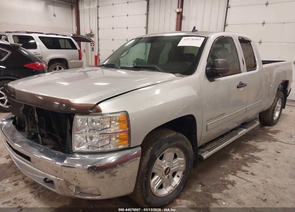 2013 CHEVROLET SILVERADO 1500 LT VIN: 1GCRKSE76DZ199592