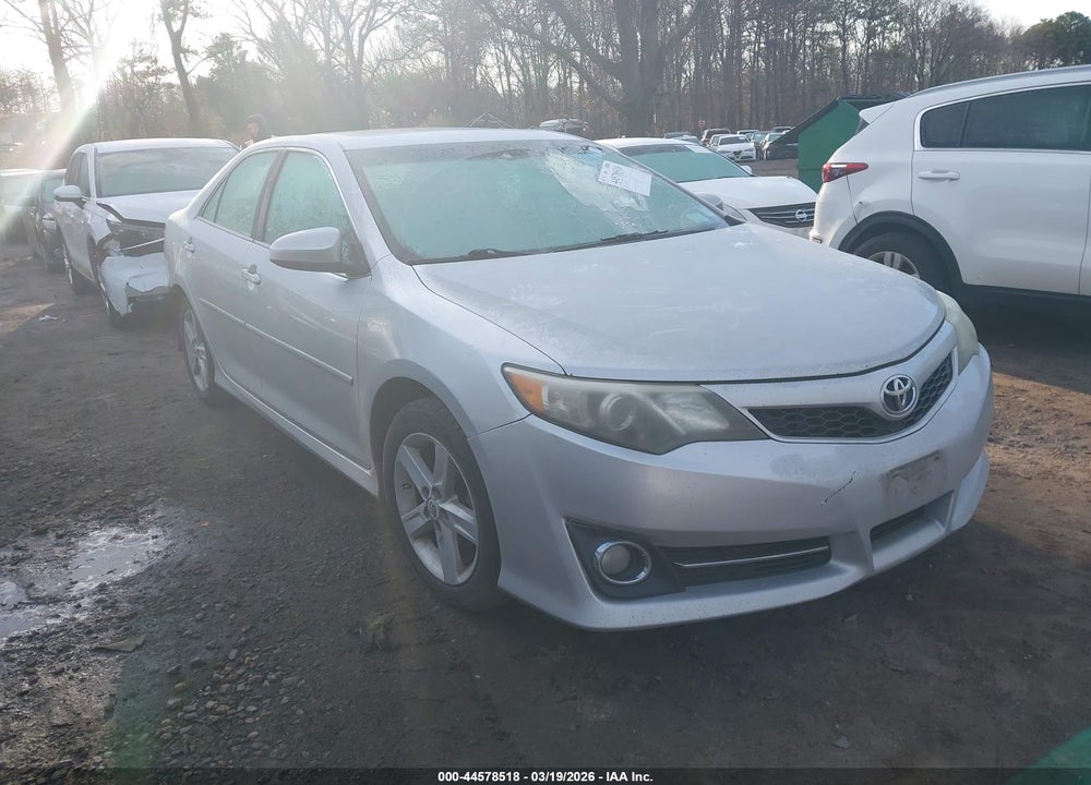 2012 TOYOTA CAMRY SE VIN: 4T1BF1FK9CU035585