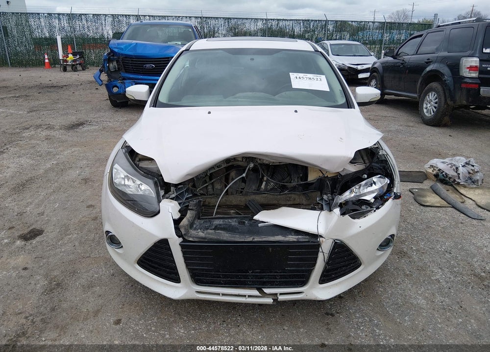 2013 FORD FOCUS TITANIUM VIN: 1FADP3N26DL138225