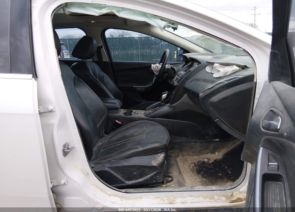 2013 FORD FOCUS TITANIUM VIN: 1FADP3N26DL138225