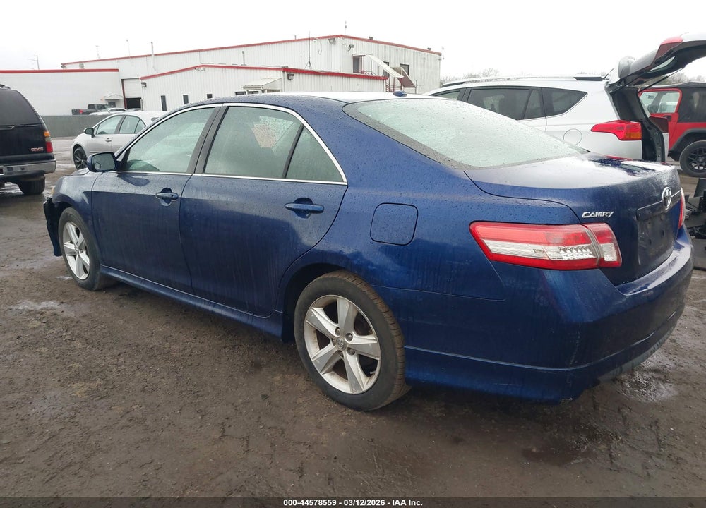 2011 TOYOTA CAMRY SE VIN: 4T1BF3EK2BU744693