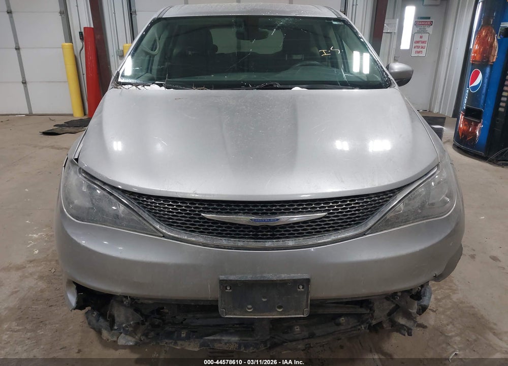 2017 CHRYSLER PACIFICA TOURING VIN: 2C4RC1DG1HR610616